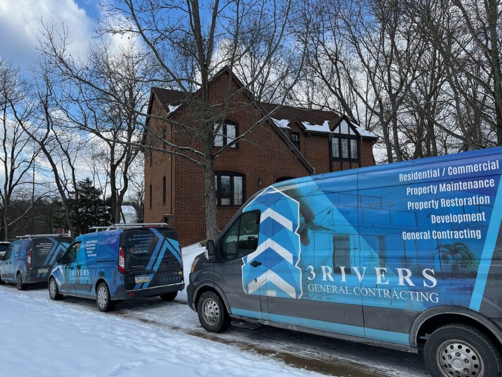 3Rivers Van Fleet On A Job Site