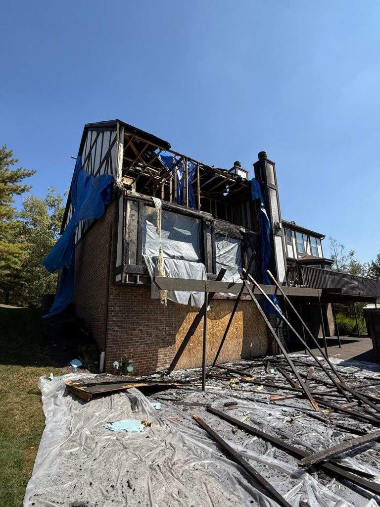 house burned by fire in Pittsburgh